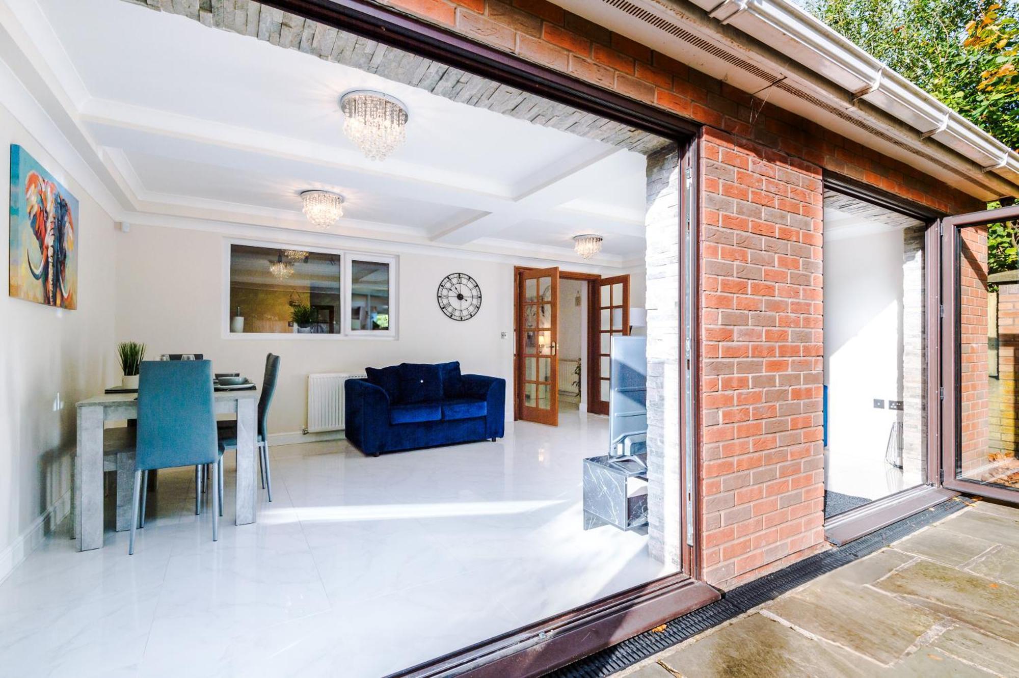 The Green- Beautiful & Spacious 5 Bed Detached In Worsley, Manchester Exterior photo